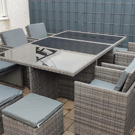 Teufelsstein, Wandern, Ausblick, Freilichtbuehne, Loreley, 3 Burgenblick, Rhein, 30m2 Terrasse, Grillen, Entspannen, Natur, Rodelbahn, Wlan, Parkplatz, Apartamento
