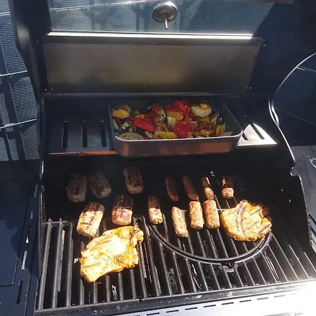 شقة Teufelsstein, Wandern, Ausblick, Freilichtbuehne, Loreley, 3 Burgenblick, Rhein, 30m2 Terrasse, Grillen, Entspannen, Natur, Rodelbahn, Wlan, Parkplatz,