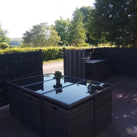 شقة Teufelsstein, Wandern, Ausblick, Freilichtbuehne, Loreley, 3 Burgenblick, Rhein, 30m2 Terrasse, Grillen, Entspannen, Natur, Rodelbahn, Wlan, Parkplatz, Patersberg