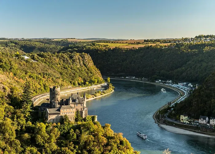 Appartement Teufelsstein, Wandern, Ausblick, Freilichtbuehne, Loreley, 3 Burgenblick, Rhein, 30m2 Terrasse, Grillen, Entspannen, Natur, Rodelbahn, Wlan, Parkplatz,