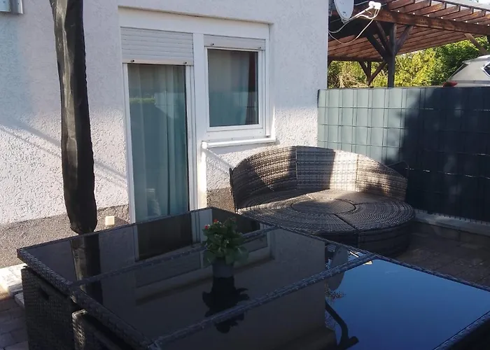 Teufelsstein, Wandern, Ausblick, Freilichtbuehne, Loreley, 3 Burgenblick, Rhein, 30m2 Terrasse, Grillen, Entspannen, Natur, Rodelbahn, Wlan, Parkplatz, Appartement